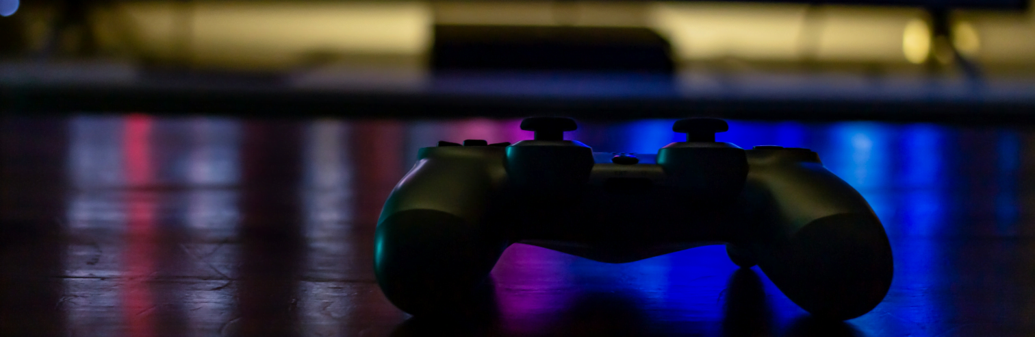 Salle de jeux vidéo PC à Valence Le meilleur du meilleur des salles de jeux vidéo : meilleurs jeux ps5, meilleurs jeux switch, meilleur jeux PC, et surtout, meilleur snacking !